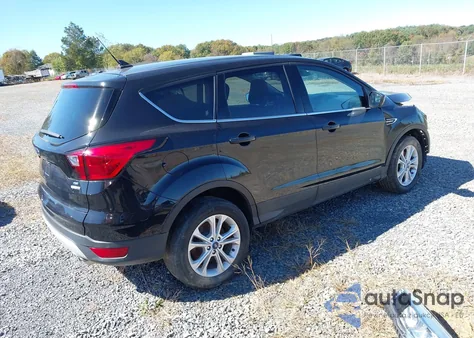 2019 Ford Escape Se z USA, uszkodzony, nr VIN 1FMCU9GD9KUA50059